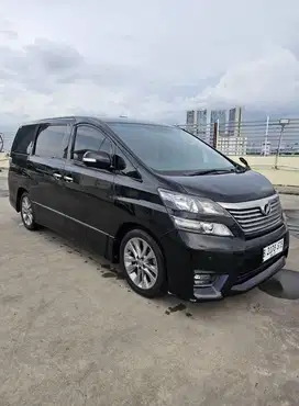 Toyota Vellfire Z 2011 a/t istimewa dp 5jt