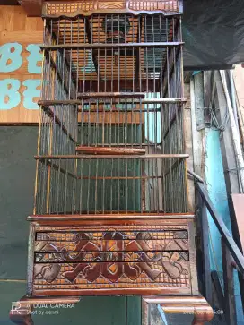 Kandang ukiran bekas ciblek