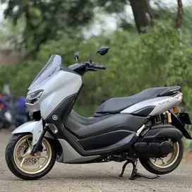 YAMAHA NMAX CONNECTED ABS SILVER 2022 KM LOW PAJAK PANJANG SUPER MULUS