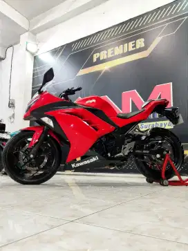 Ninja fi250cc RED Glossy km.10rb mulus murah. Anugerah Motor rungkut
