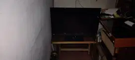 TV LCD 32 Inchi Merk TOSHIBA