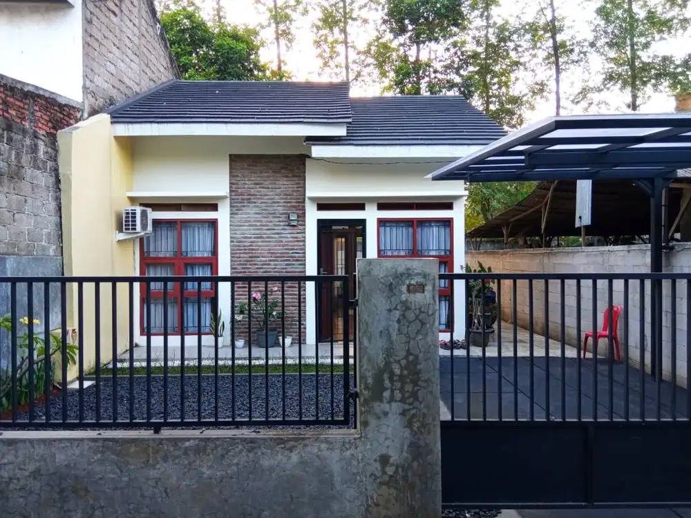 Rumah bumi puspiptek asri nempel The Eminent BSD City (1.4 M Nego)