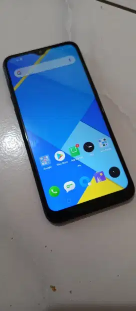 Jual Handphone Realme C2 Ram 3/32gb Murah Mulus Batangan Bisa Nego