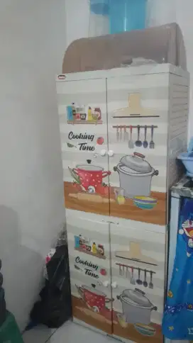 Rak piring Naiba