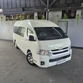 TOYOTA Hiace Commuter 3.0 Diesel MT 2024 (Ready fullset)