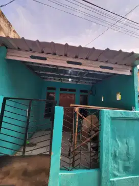 Rumah Dikontrakan (baru renov)