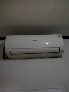AC Maspion 1/2pk