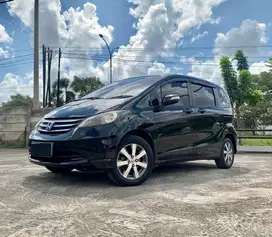 Honda Freed 1.5 E PSD AT 20110