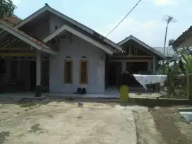Dijual! Bangunan + Tanah Luas 700 m² di Lokasi Strategis Sukabumi