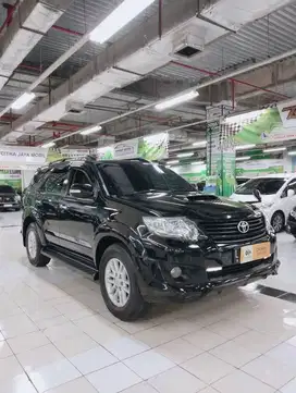 FORTUNER 2.5 VNT TRD Matic 2013 Tdp : 70 juta
