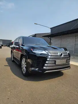 LEXUS LX600 VIP