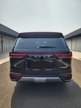 LEXUS LX600 VIP