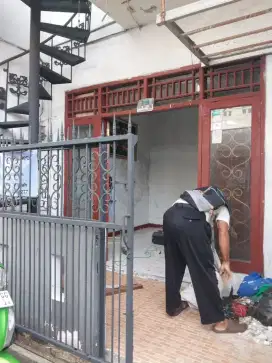 Rumah Di Jual Cepat. (BU).  Harga Nego..