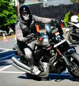 HD XR 1200 2010 Silver