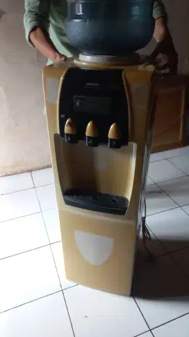 Murah! Dijual dispenser sanken