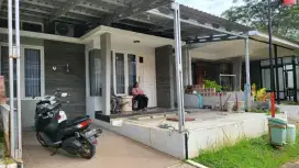Disewakan cepat Rumah ready dekat Undip Tembalang di Grafika cluster