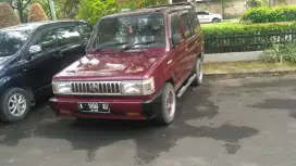 Jual mobil kijang super th.93