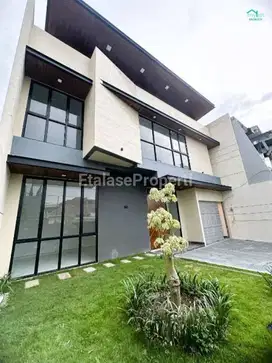 Rumah Mewah Elegan Di Kertajaya Indah Timur Dekat Galaxy Mall