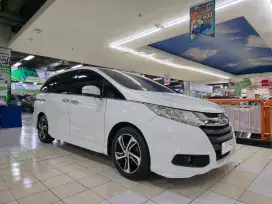Odyssey Prestige 2014 Putih Bs Kredit!!! #PRINCEMOBIL