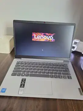 LENOVO Ideapad Slim 1i (14,7)