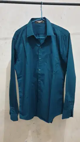Kemeja formal kerja