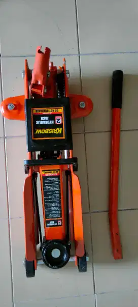 Dongkrak mobil 2 ton merk Krisbow