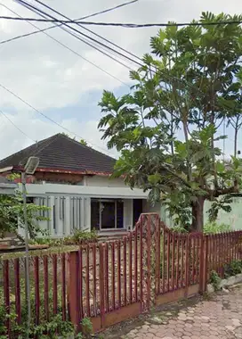 Rumah Tinggal dengan Luas Tanah 990 Meter Persegi Lokasi Kota Magelang