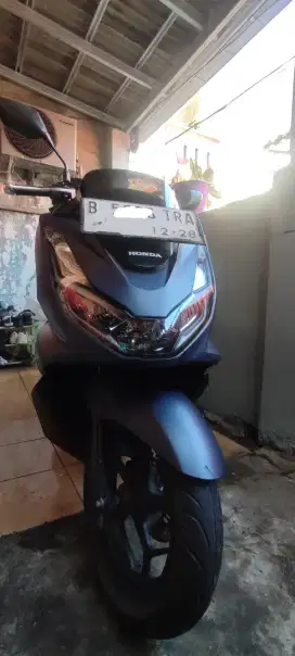 Honda PCX 160 Matte Blue Tahun 2023