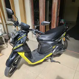 X ride 2021 hitam kuning gbm bisa tunai atau kredit dp300rb