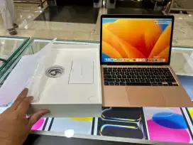 MacBook Air M1 2020 iBox ID/A Gold BH 99% CC 26