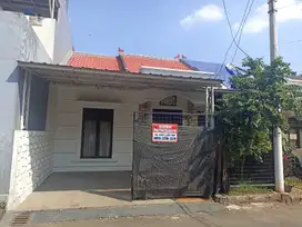 Rumah Town House Minimalis bebas banjir