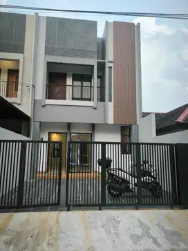 Hunian mewah modern dalam lingkungan asri komplek cinere akses 3 mobil