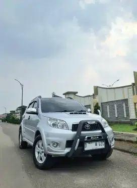 SUV MACHO FULL SPORTY !! RUSH S 1.5 MATIC 2013 TERAWAT JOK 3 BARIS