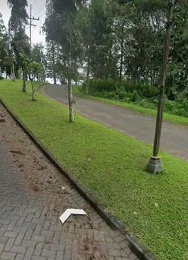 Dijual Tanah di batu Sangat strategis. View menawan. 1.7ha. Lebar 100M