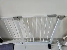 PAGAR PEMBATAS ANAK BAYI BELUM PAKAI 1 TAHUN