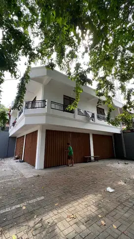 DISEWAKAN RUKO BARU RENOV 2 LT DI DUREN SAWIT JAKARTA TIMUR