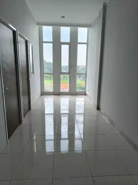 Ruko ramai siap pakai di Burgundy Summarecon Bekasi