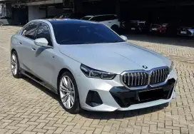 BMW 520i 2024 NEW PROFILE G60 ABU ABU PPF KM 3000 PERAK LIKE NEW
