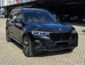 BMW X7 2022 HITAM OPULENCE FULL RECORD KM 12RB LIKE NEW WARRANTY AKTIF