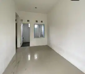 Jual Rumah dalam komplek pelita dewi regency blok H meruyung