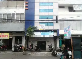 jual murah ruko 2,5 lantai  raya kedungdoro ex bank bri  siap pakai