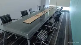 Sewa Kantor 321 m2 Sdh Siap Huni di SOHO Capital Central Park Jakbar