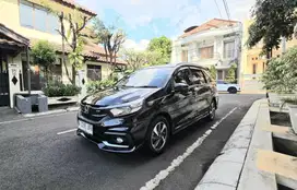 Mobilio RS 2017 AT
