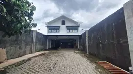 Gudang dengan ruang kantor lengkap kawasan pergudangan Baki