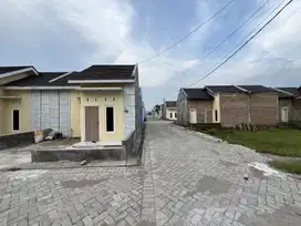 RUMAH SUBSIDI SIAP HUNI +-8 MENIT EXIT TOL MADIUN