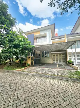Dijual Rumah Bagus di Kebayoran Sektor 7 Bintaro LR-15120
