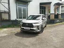 Like New - TOYOTA AVANZA 1.5 NEW VELOZ Q TSS BENSIN A/T 2022 SILVER
