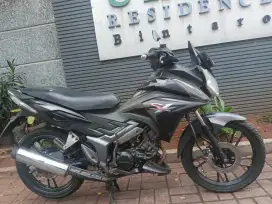 Honda cs1 th 2011 ss lgkp siap pakai original