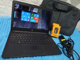 Laptop HP  AMD A4 .Ram 8gb/SSD .Normal. Body slim