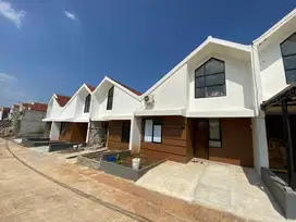 Rumah cantik konsep mezzanin 15menit stasiun depok 400jtan